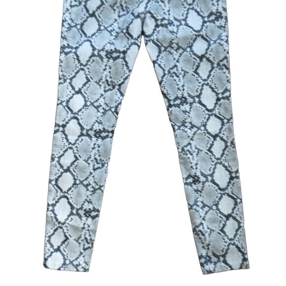 Hammer Animal Print Jeans Mid-Rise Denim Pants Snakeskin Print Size 26 NWOT - Picture 6 of 9